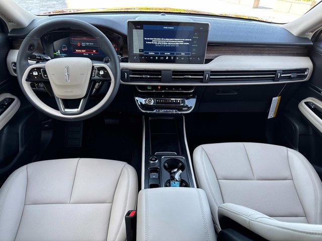 New 2025 Lincoln Corsair Grand Touring image 22