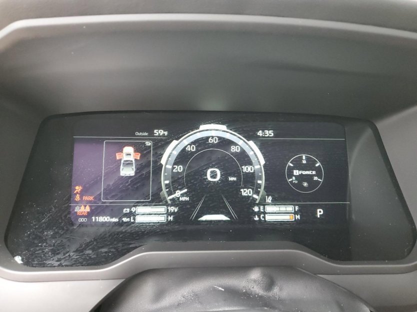 Used 2025 Toyota Tundra Platinum image 8