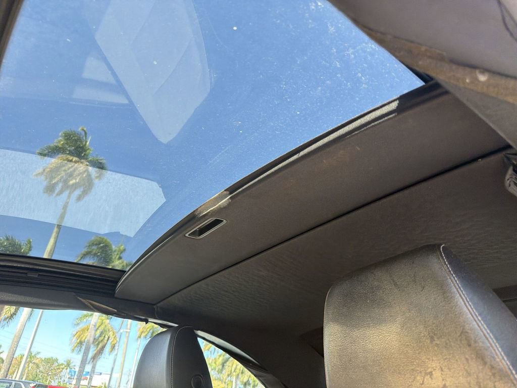 Used 2015 Volkswagen Eos Final Edition image 20