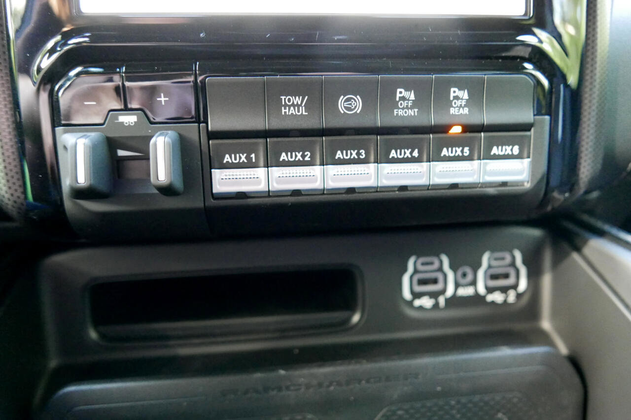 Used 2022 RAM 3500 Limited image 25