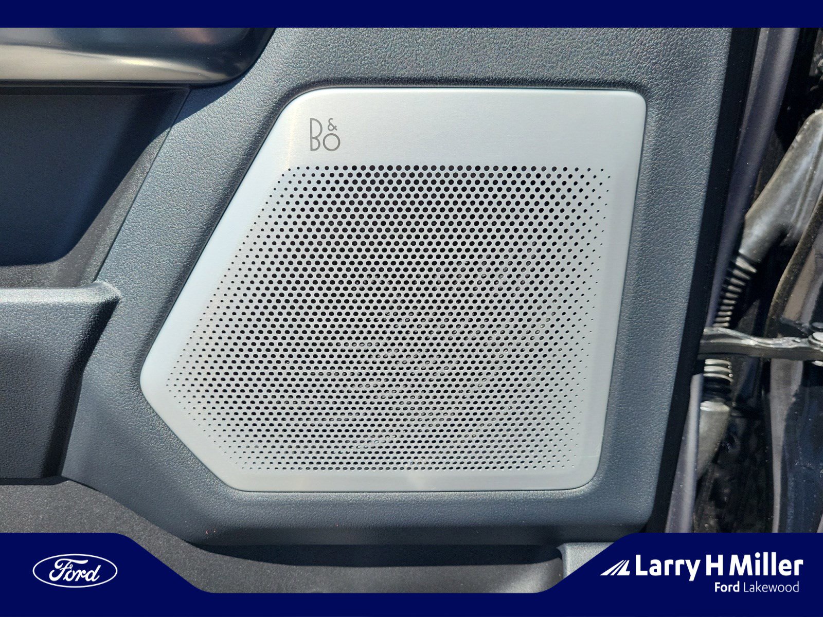 New 2025 Ford F350 Platinum w/ Tremor Off-Road Package image 27