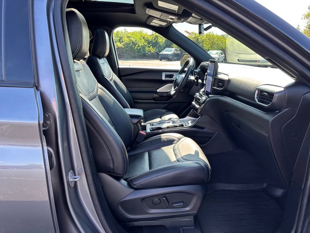 Used 2023 Ford Explorer ST w/ Equipment Group 401A AWD/4WD image 25