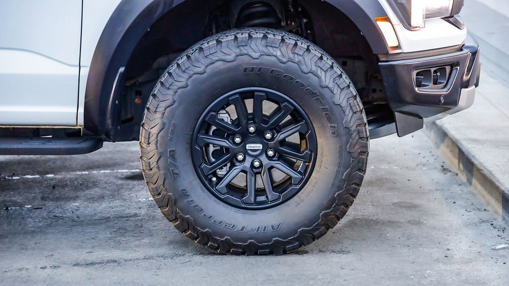 Used 2024 Ford F150 Raptor image 11