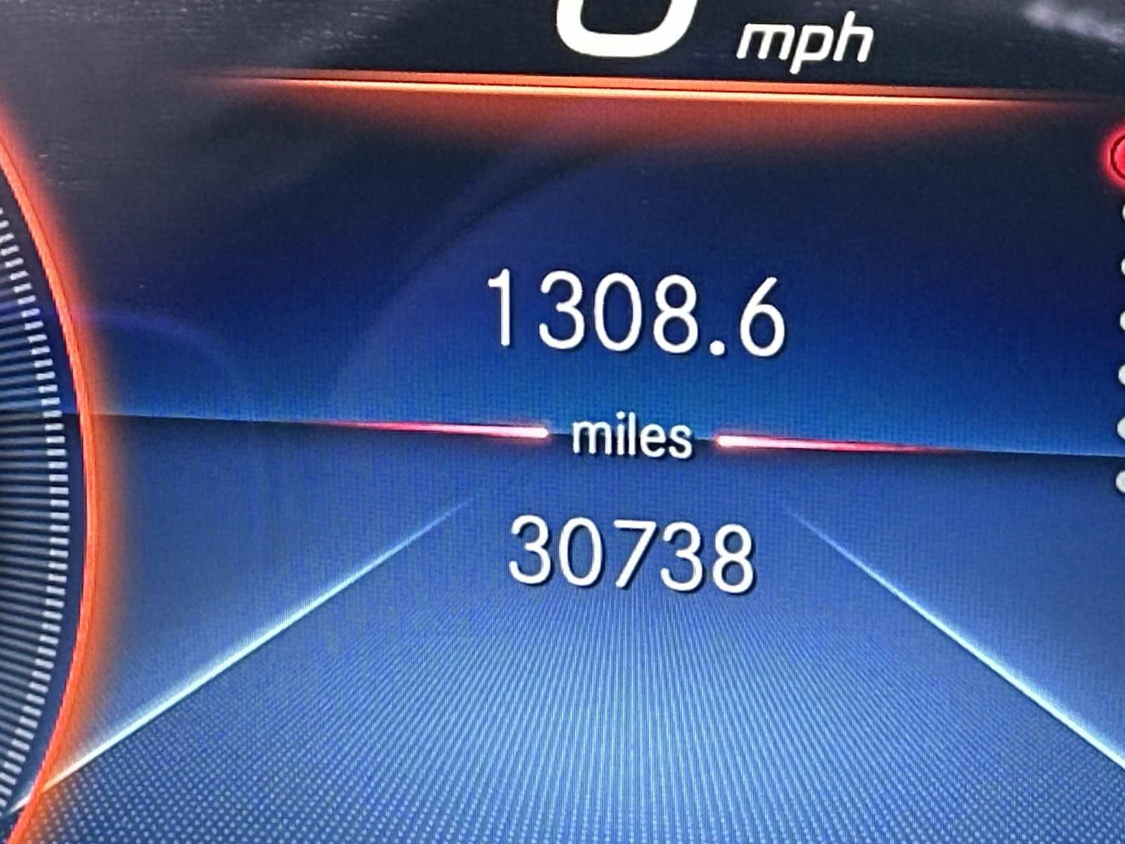 Used 2023 Mercedes-Benz E 350 4MATIC Sedan image 24