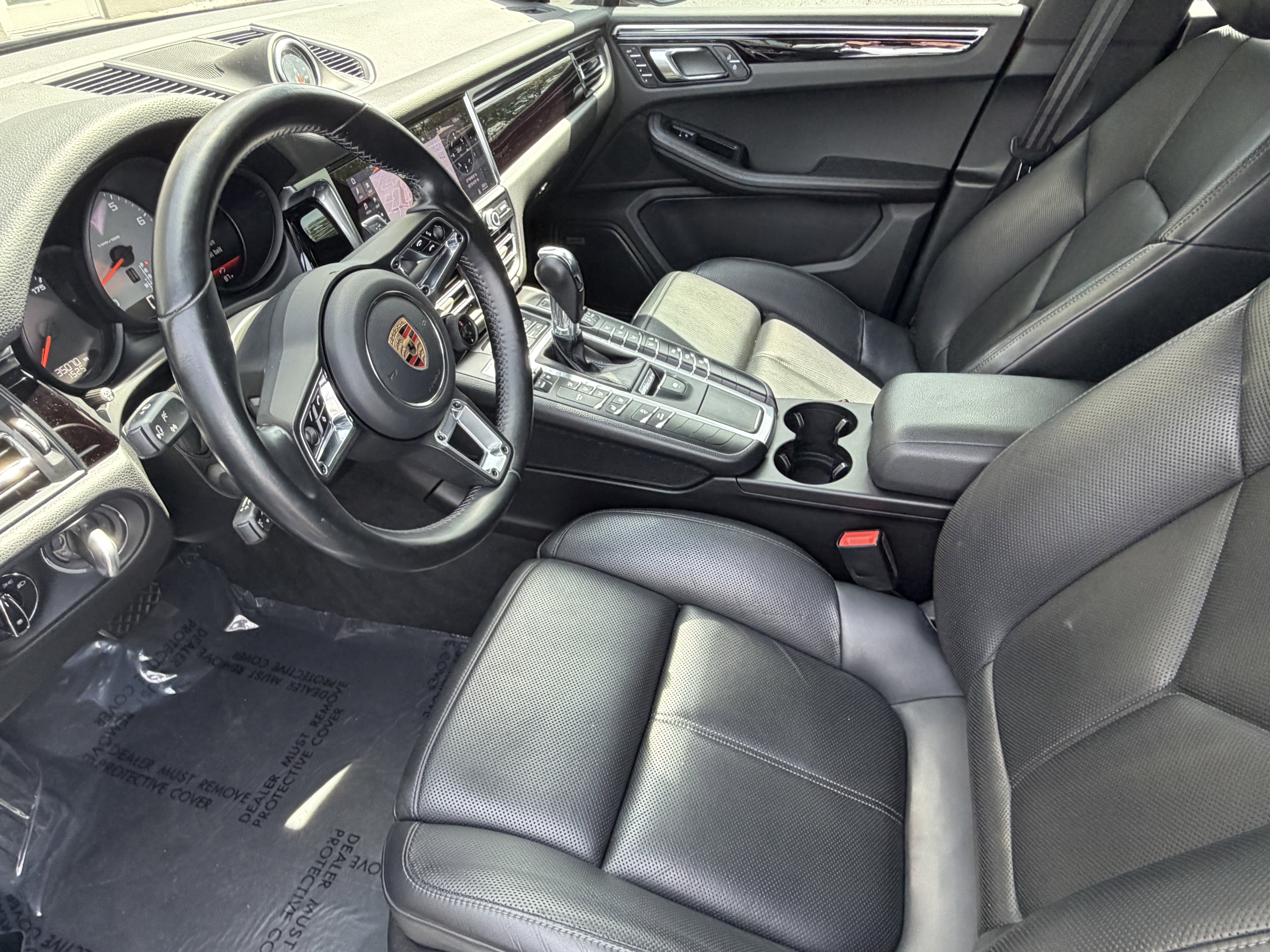 Certified 2020 Porsche Macan S AWD/4WD image 4