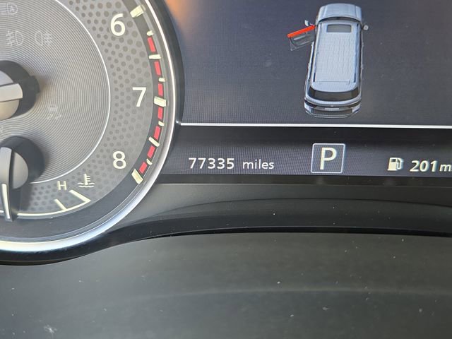 Used 2021 Nissan Armada Platinum w/ Captain's Chairs Package image 32