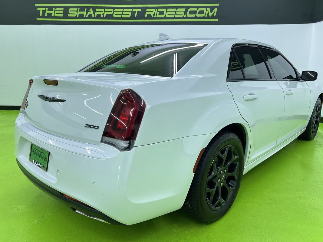 Used 2023 Chrysler 300 Touring L AWD/4WD image 10
