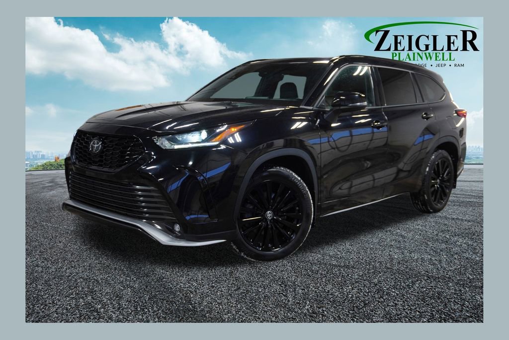 Used 2023 Toyota Highlander XSE