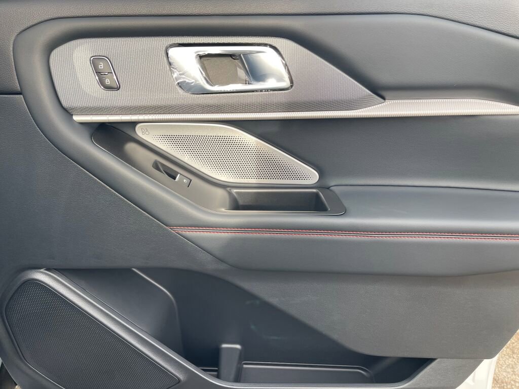 New 2026 Ford Explorer ST w/ Sun And Sound Package image 17