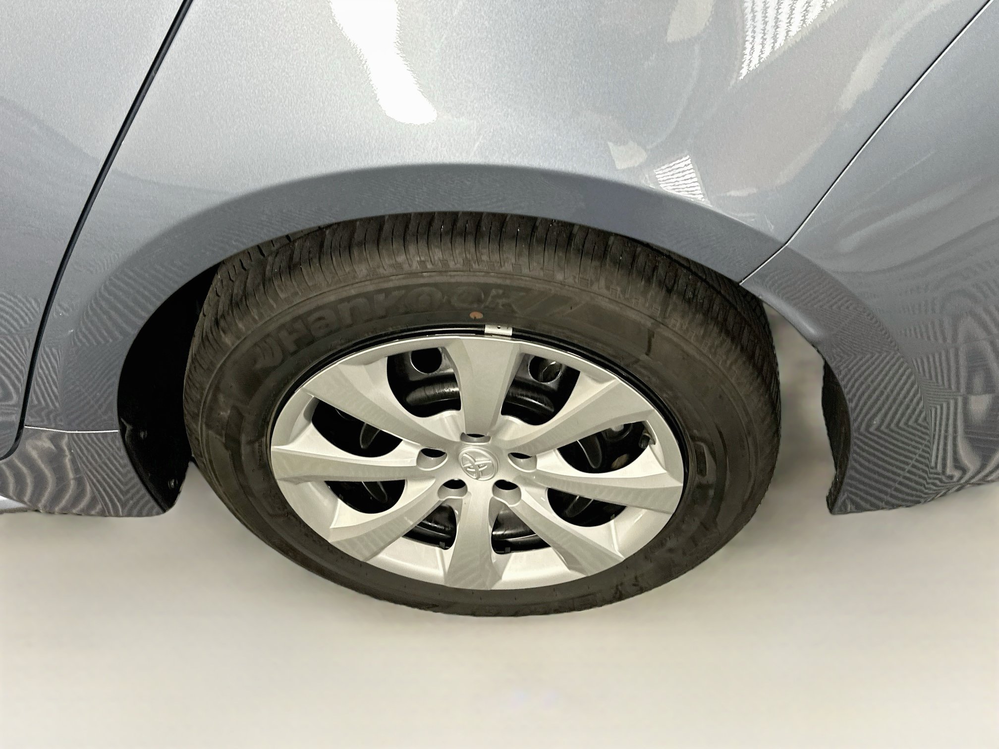 Used 2026 Toyota Corolla LE FWD image 11