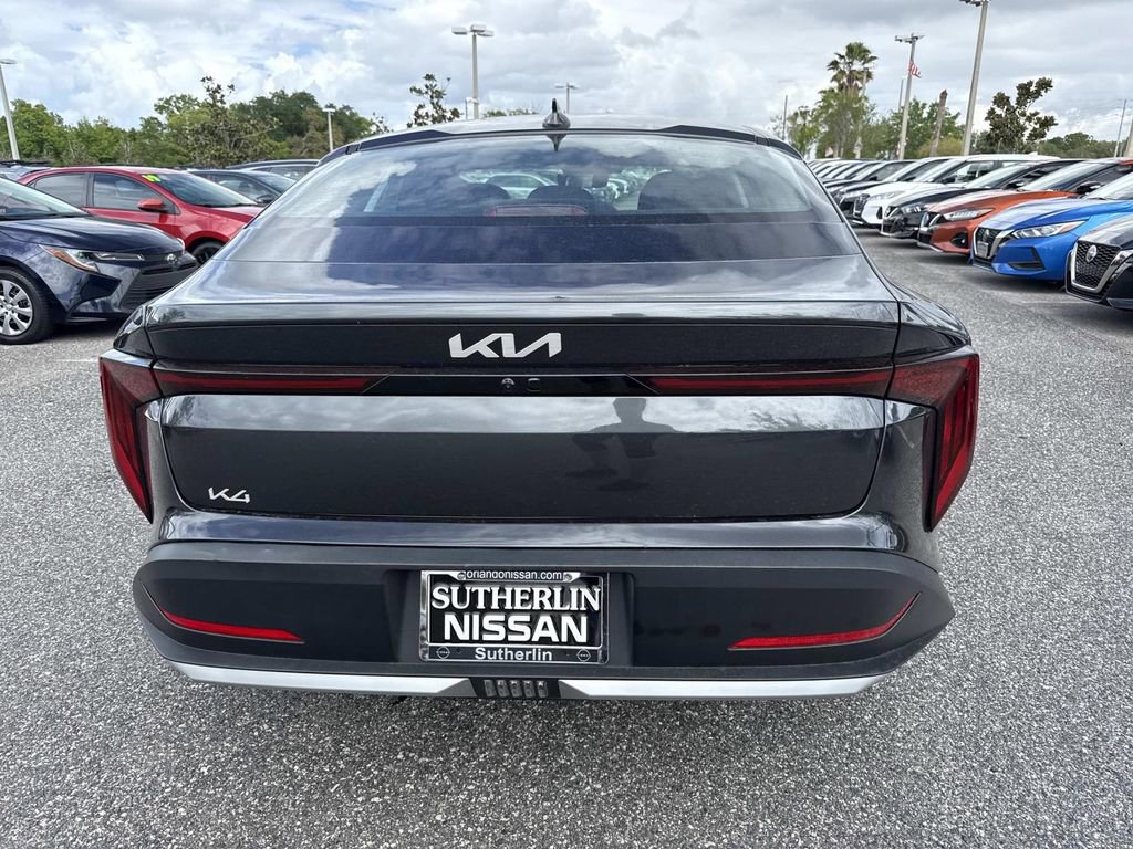 Used 2025 Kia K4 LXS image 5