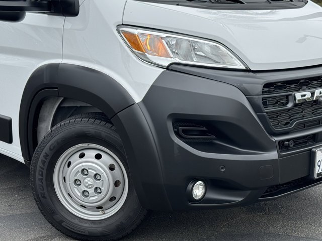Used 2023 RAM ProMaster 2500 w/ Driver Convenience Group FWD image 2