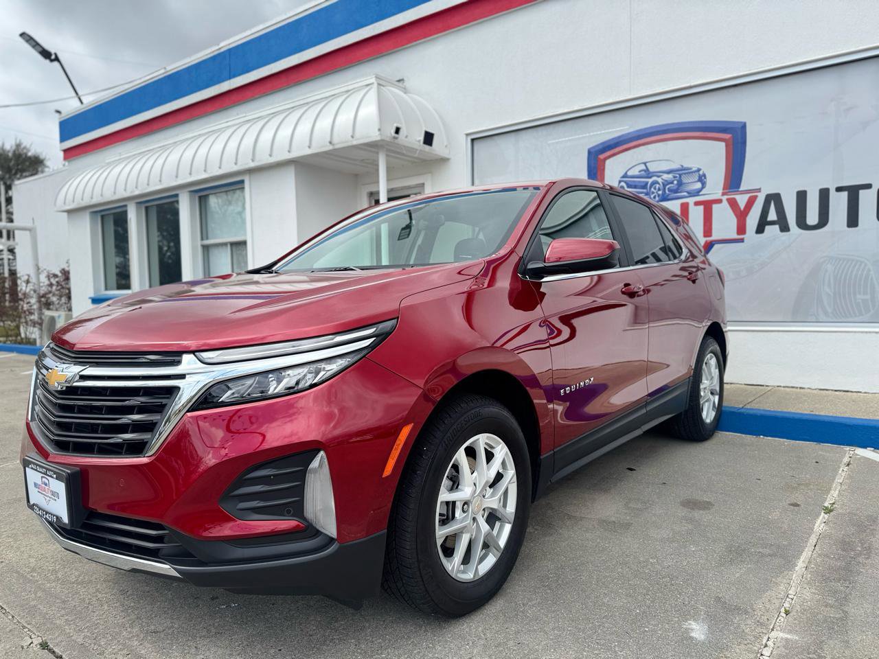 Used 2023 Chevrolet Equinox LT image 11