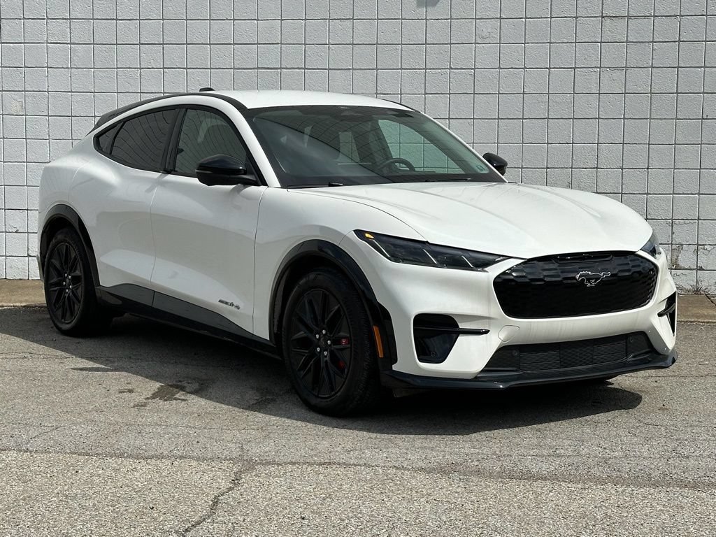New 2025 Ford Mustang Mach-E Premium w/ Sport Appearance Package AWD/4WD image 27