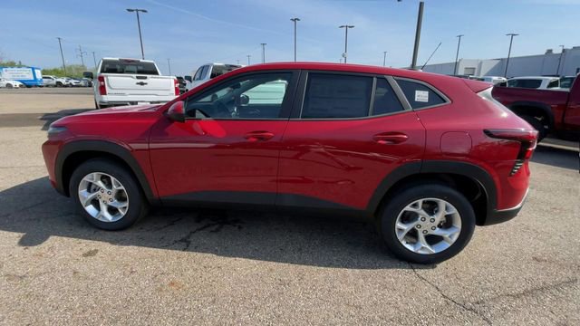 New 2026 Chevrolet Trax LS w/ LS Convenience Package FWD image 7
