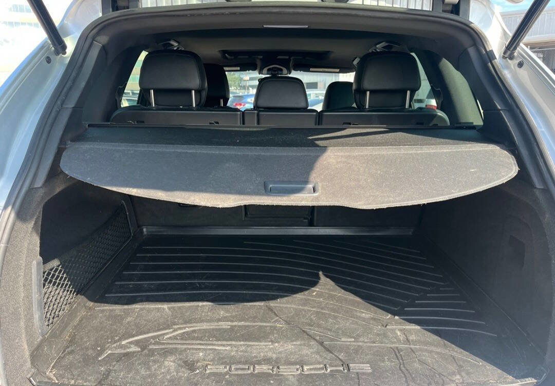 Used 2012 Porsche Cayenne image 27