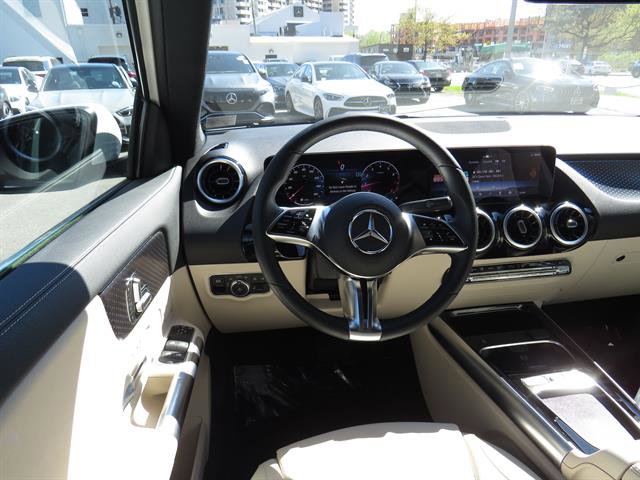 Used 2025 Mercedes-Benz GLA 250 4MATIC image 10