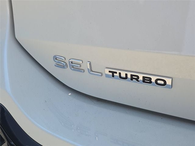 New 2026 Volkswagen Tiguan SEL R-Line AWD/4WD image 6