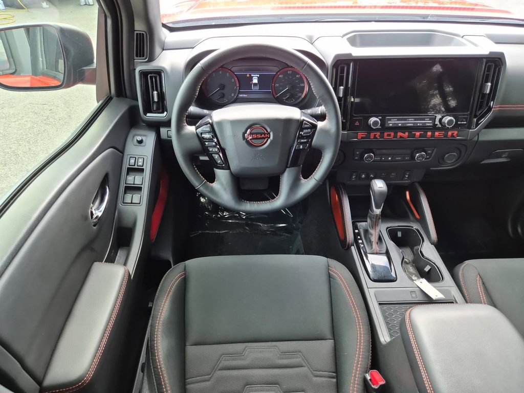 Certified 2025 Nissan Frontier Pro-X w/ Pro Convenience Package image 12