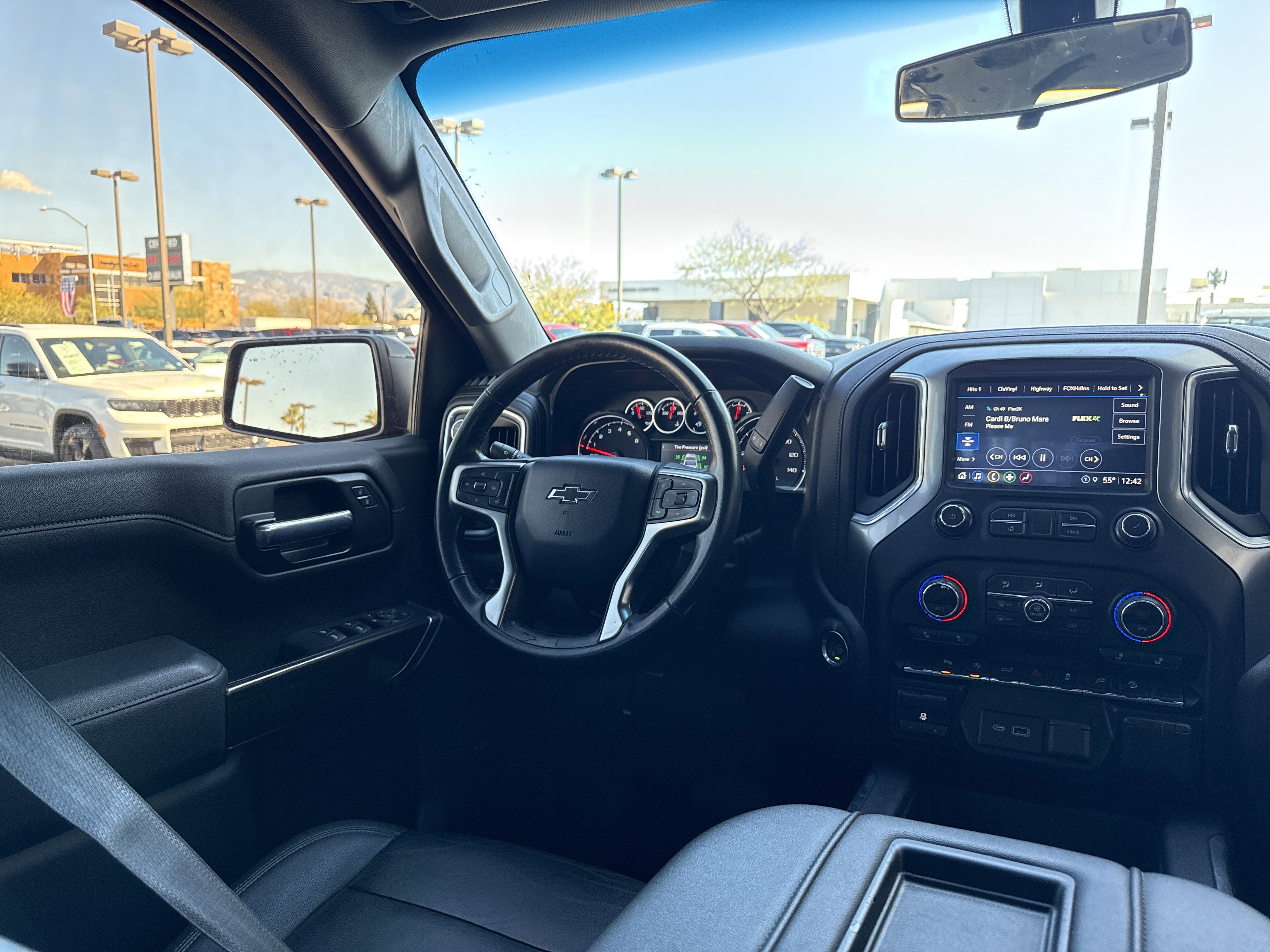 Used 2021 Chevrolet Silverado 1500 LT Trail Boss w/ Convenience Package II image 23