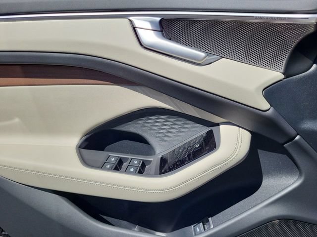 New 2026 Audi A6 Premium Plus AWD/4WD image 10