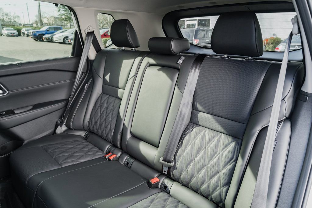 New 2026 Nissan Rogue Platinum image 22