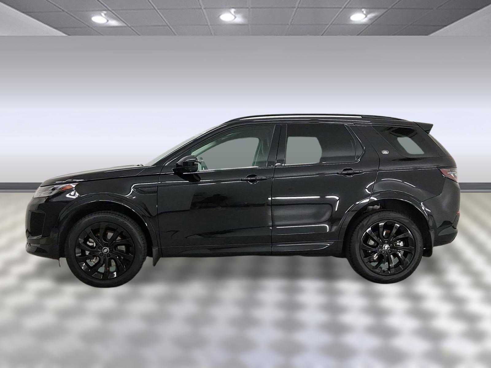 Used 2025 Land Rover Discovery Sport S image 2