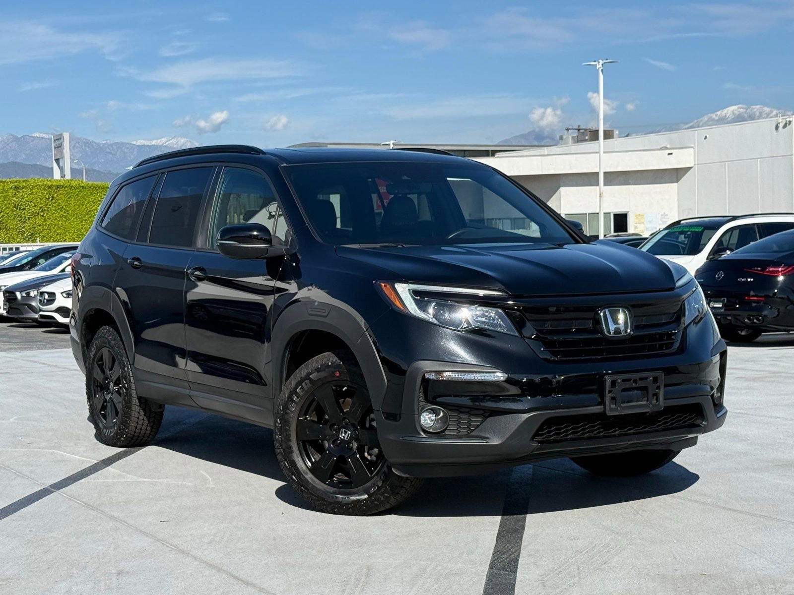 Used 2022 Honda Pilot TrailSport image 3
