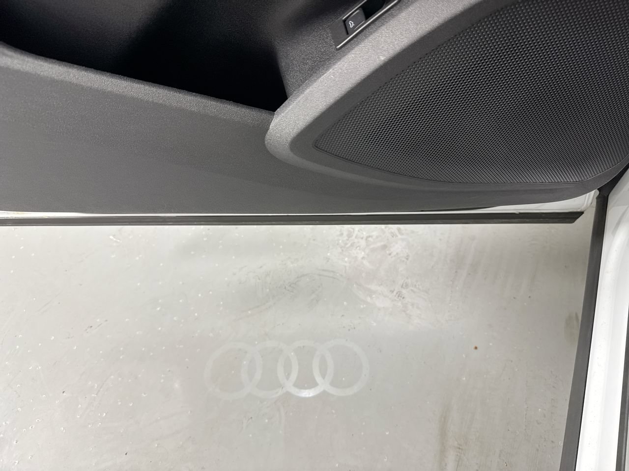 Used 2025 Audi Q5 Premium Plus w/ Premium Plus AWD/4WD image 18