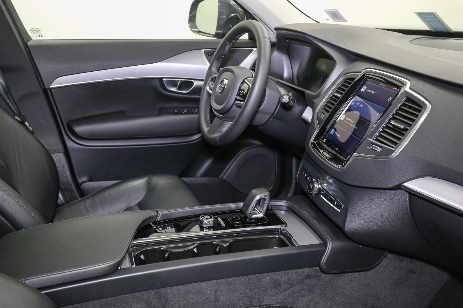 Used 2024 Volvo XC90 B5 Core w/ Climate Package image 20