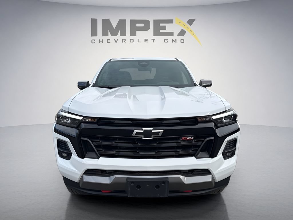 Used 2025 Chevrolet Colorado Z71 AWD/4WD image 8