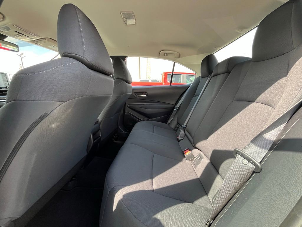 Used 2021 Toyota Corolla LE w/ Carpet Mat Package (TMS) image 17