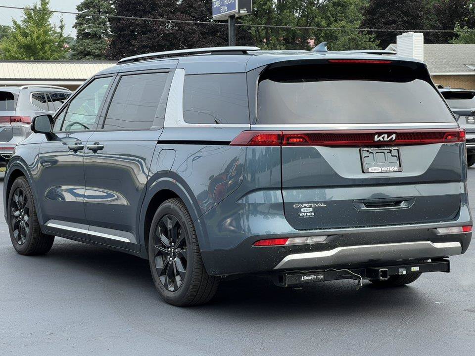 Used 2023 Kia Carnival SX FWD image 8