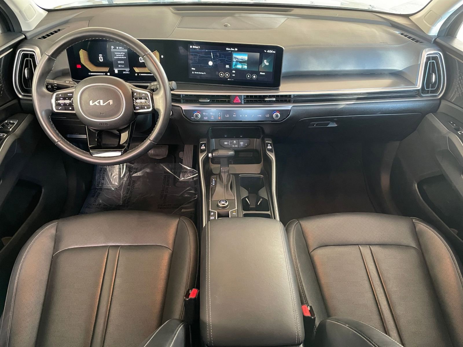 Used 2024 Kia Sorento S image 33