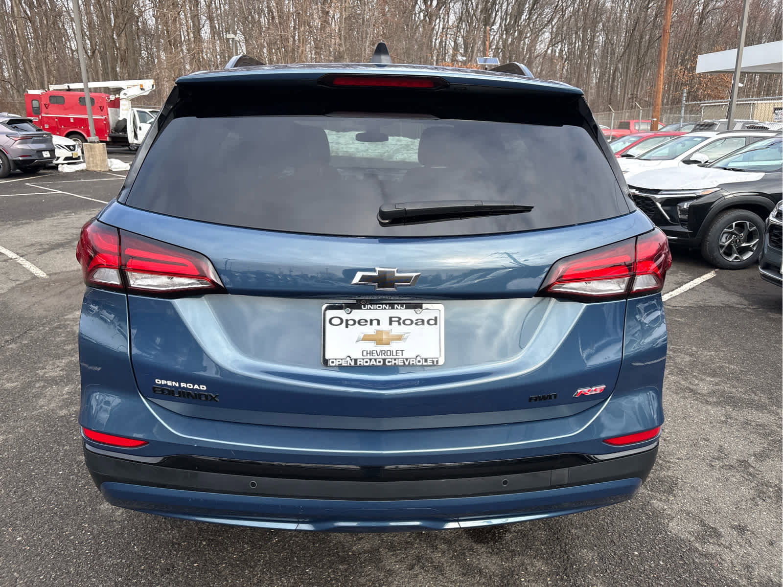 Used 2024 Chevrolet Equinox RS w/ RS Leather Package AWD/4WD image 6