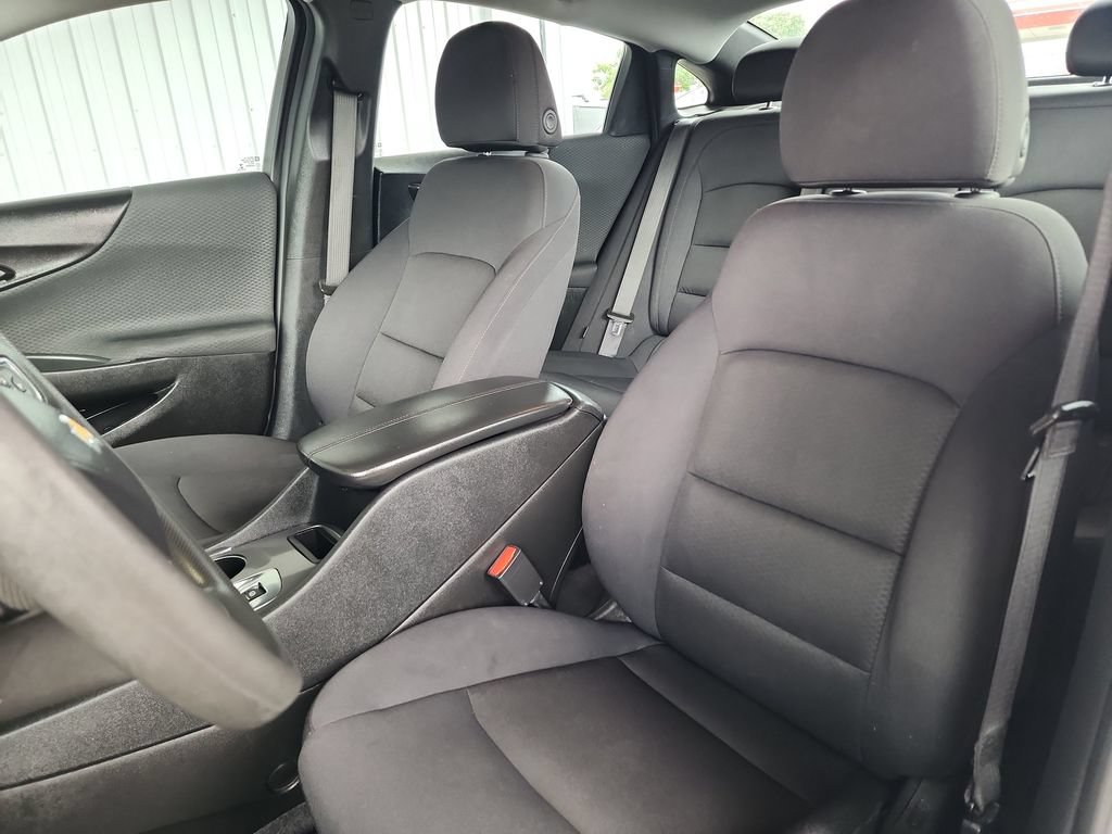Used 2024 Chevrolet Malibu LT FWD image 16