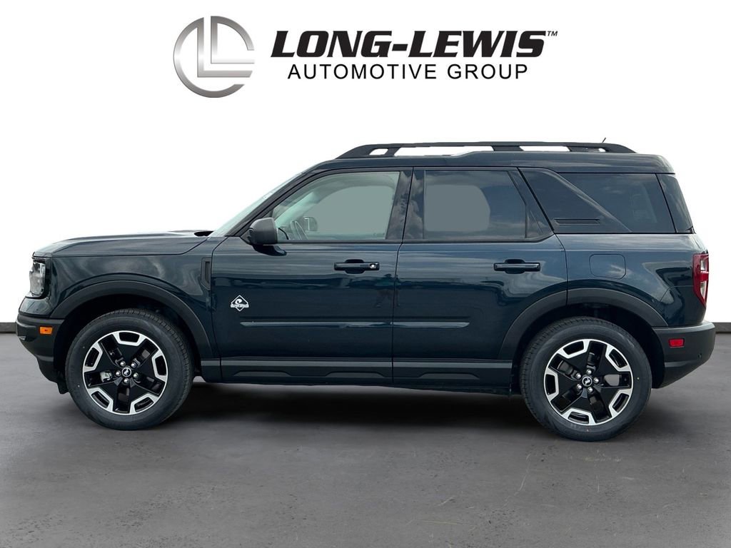 Used 2023 Ford Bronco Sport Outer Banks AWD/4WD image 2