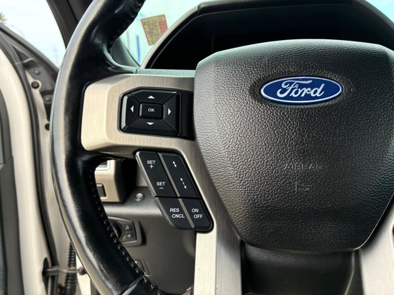 Used 2018 Ford F250 Platinum w/ Platinum Ultimate Package AWD/4WD image 31