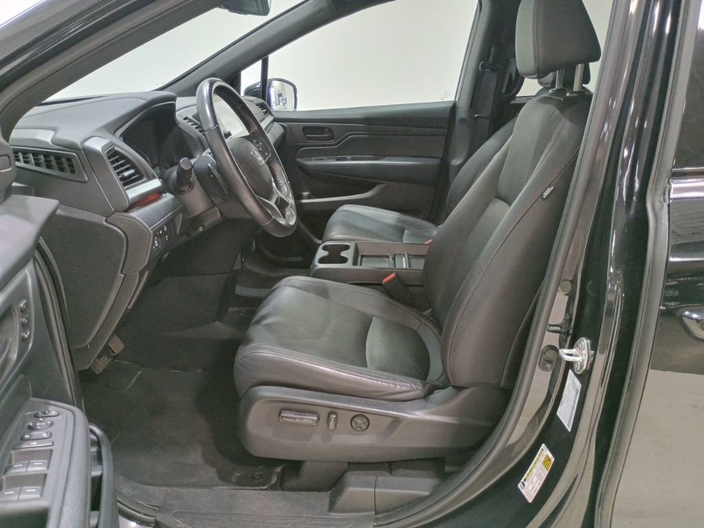 Used 2023 Honda Odyssey Sport image 11