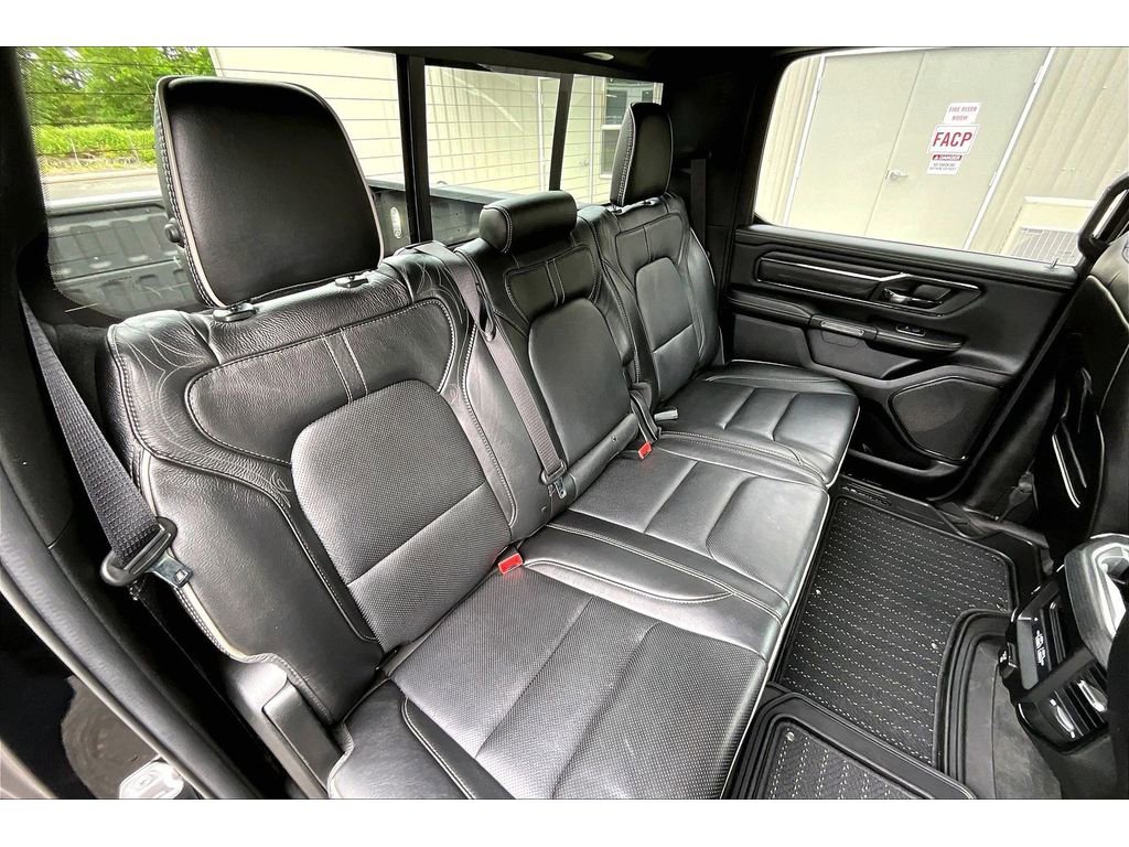 Used 2022 RAM 1500 Limited w/ Body-Colour Bumper Group AWD/4WD image 26