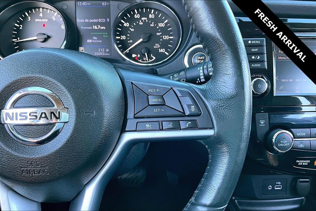 Used 2018 Nissan Rogue SL image 12