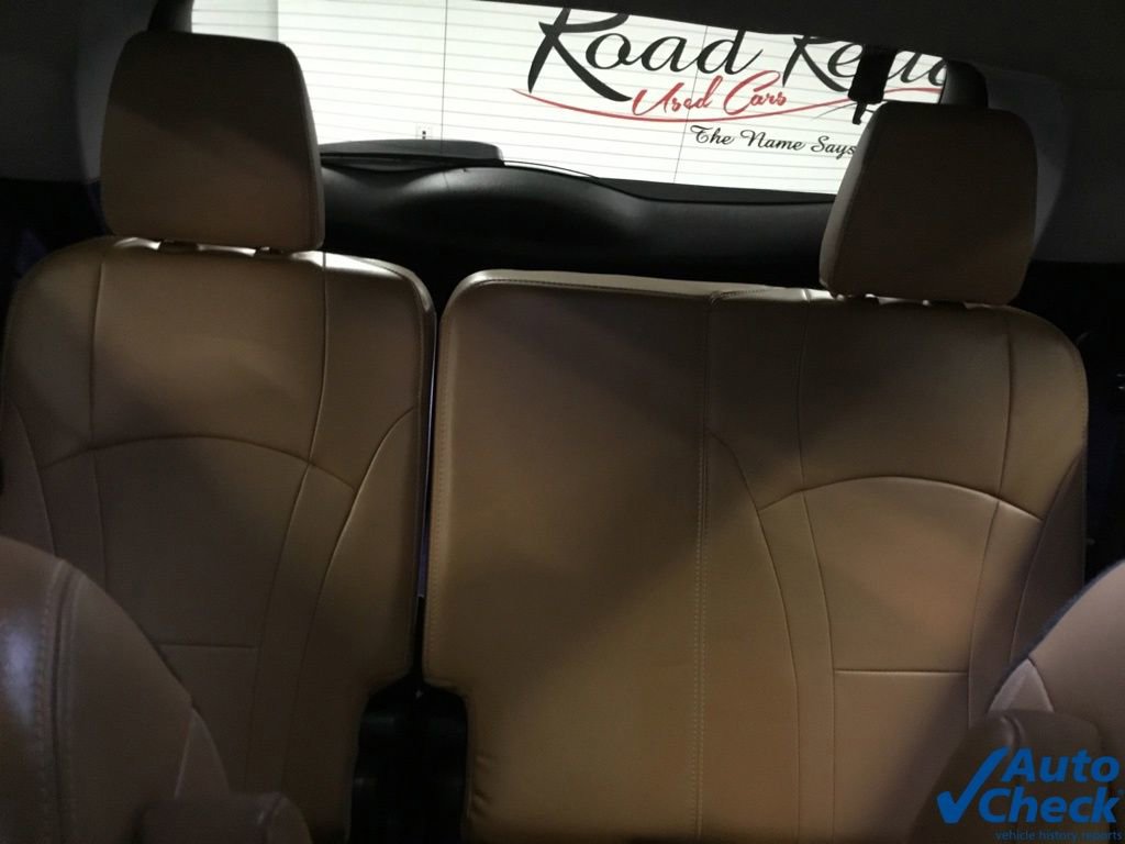 Used 2018 Buick Enclave Essence image 32