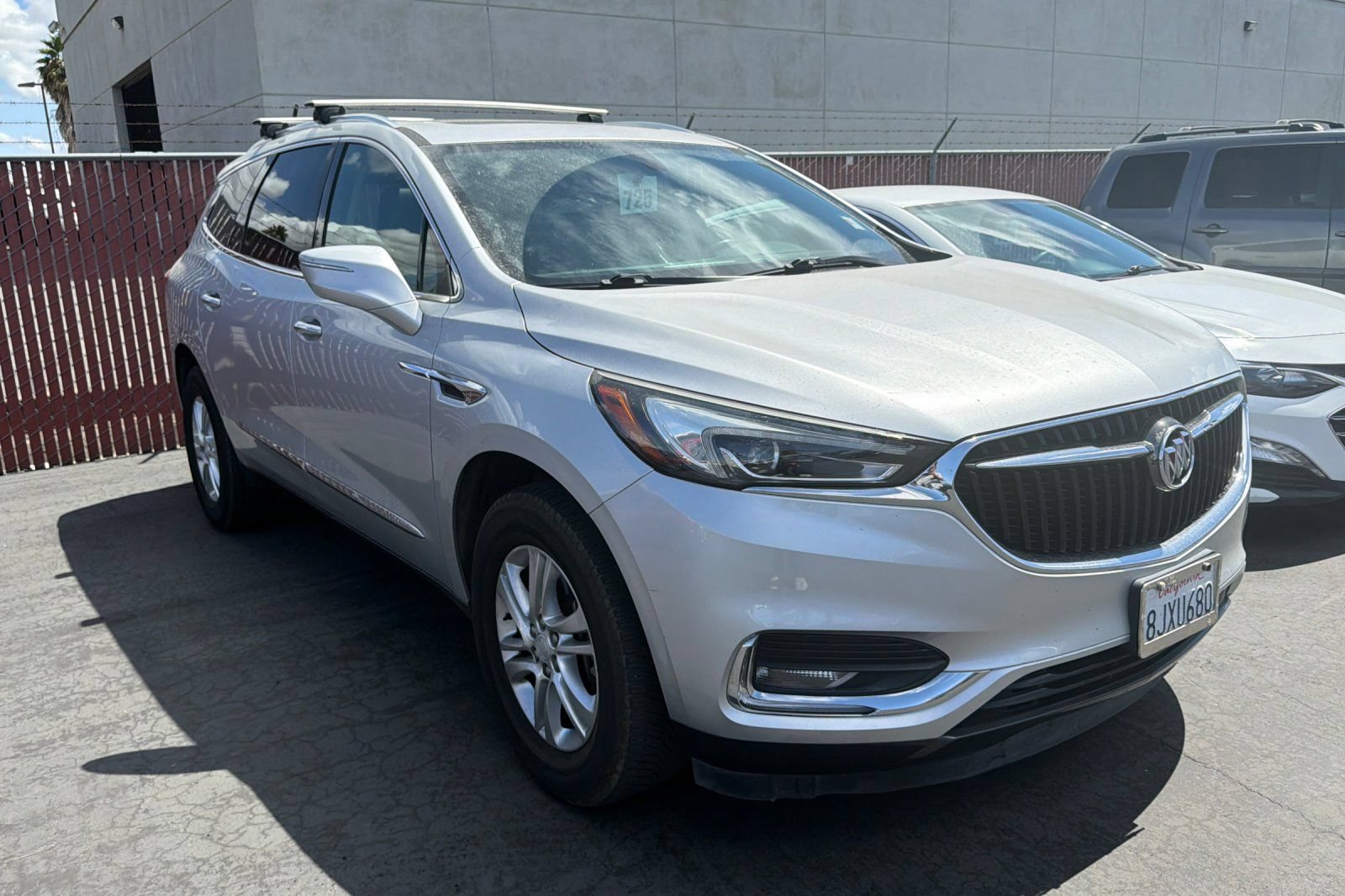 Used 2019 Buick Enclave Essence FWD image 2