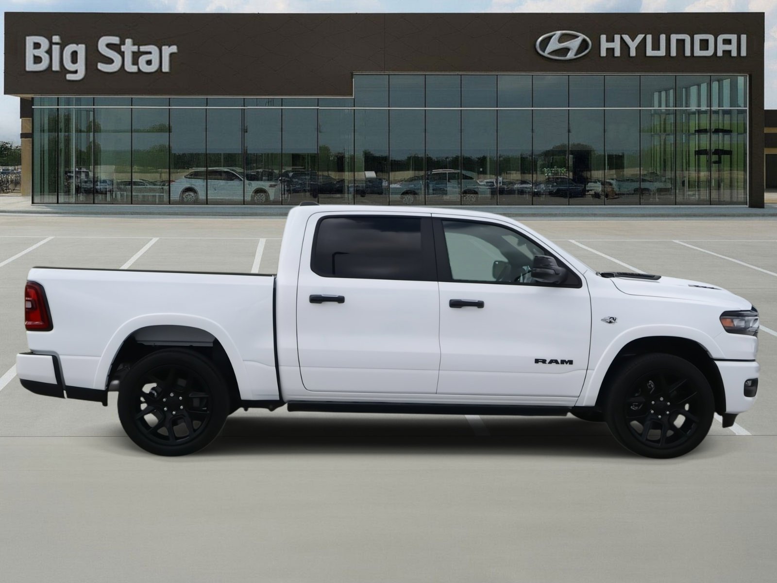 Used 2026 RAM 1500 Laramie w/ Night Edition image 5