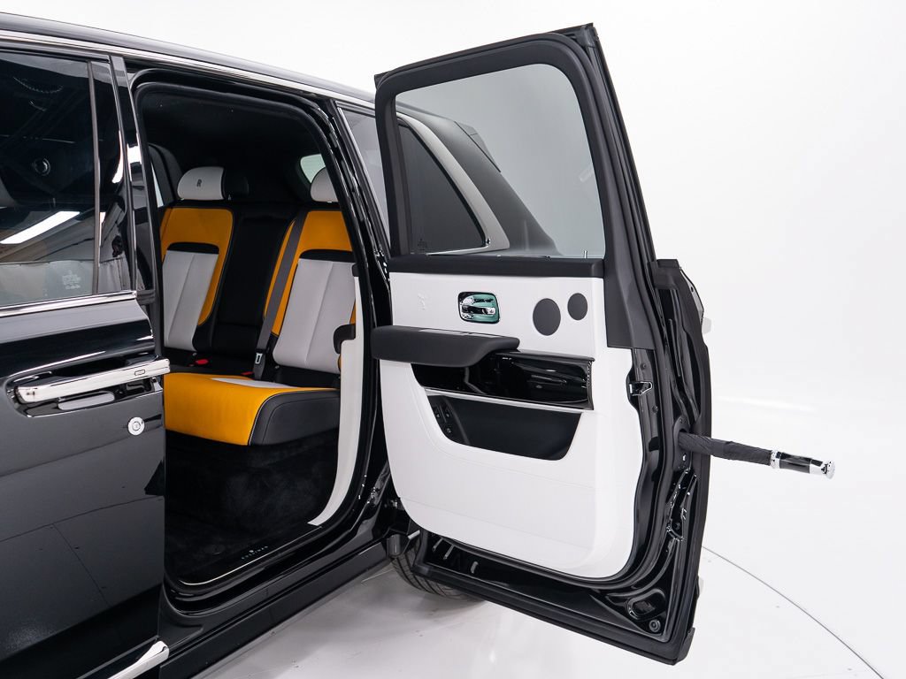 Certified 2026 Rolls-Royce Cullinan AWD/4WD image 31
