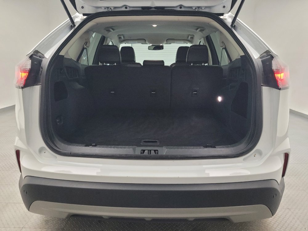 Used 2024 Ford Edge SEL image 29