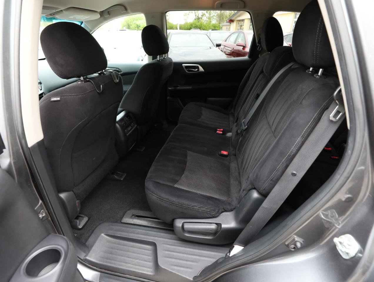 Used 2015 Nissan Pathfinder S AWD/4WD image 15