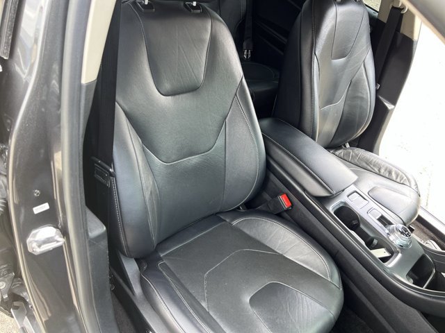 Used 2019 Ford Fusion Titanium FWD image 28