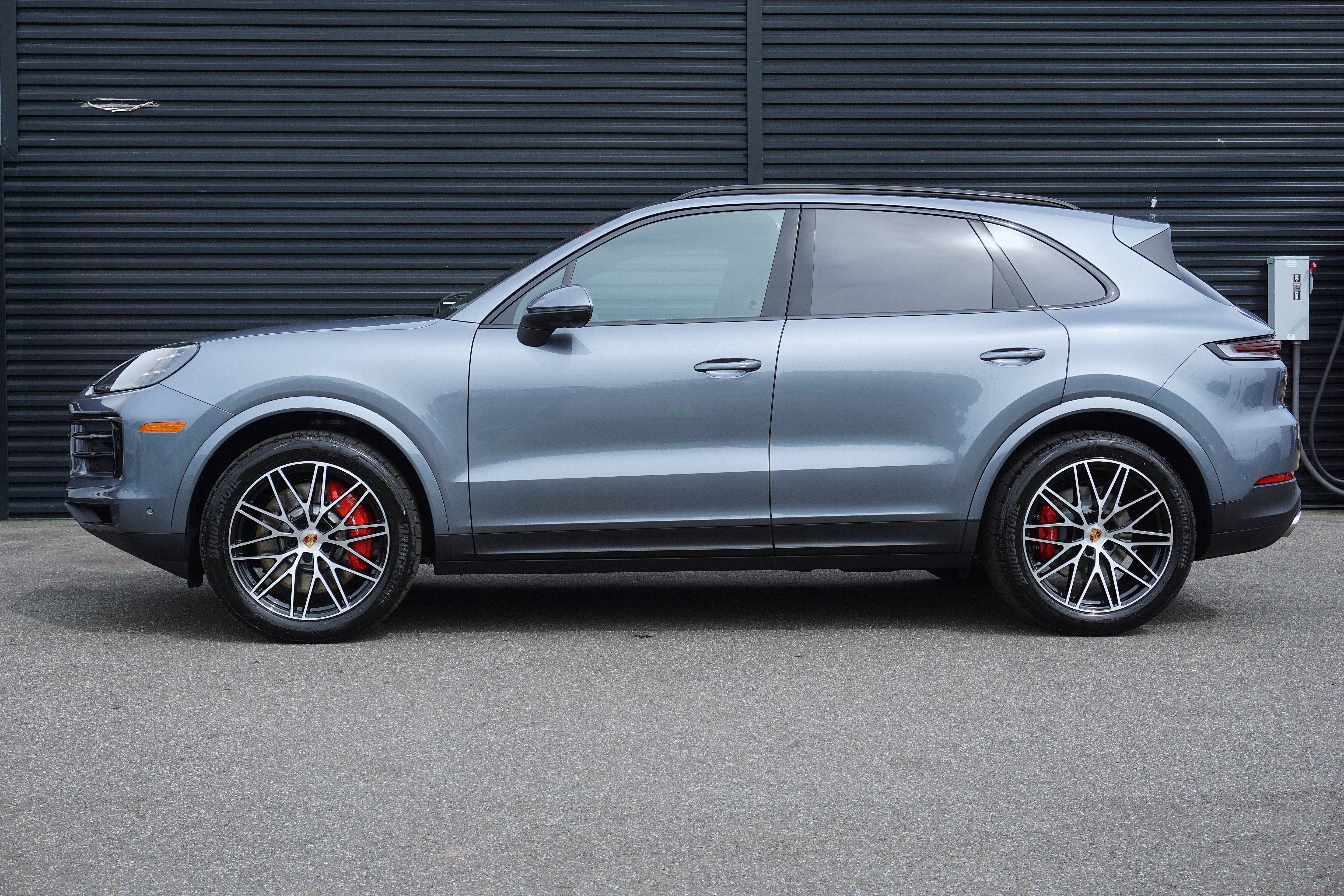 New 2026 Porsche Cayenne S AWD/4WD image 2
