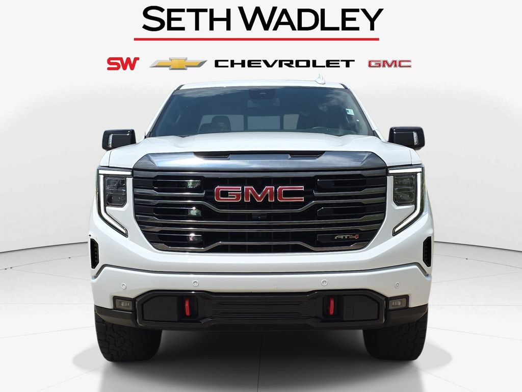 Used 2024 GMC Sierra 1500 AT4 w/ AT4 Premium Package AWD/4WD image 2